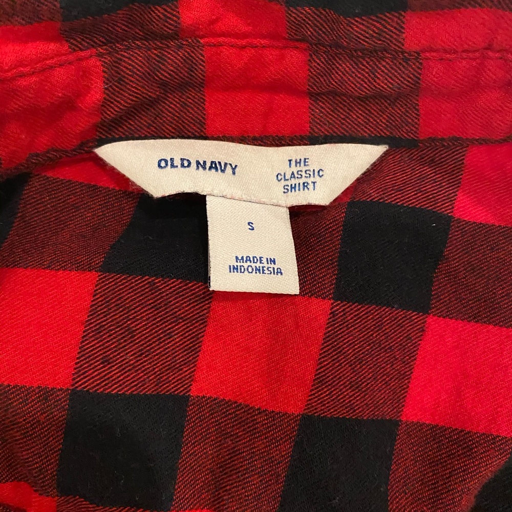 Button up - Picture 2 of 2